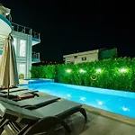 Secluded With Private Pool For Families Villa