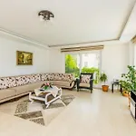 Secluded With Private Pool For Families