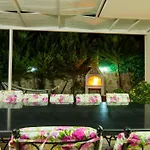 Secluded With Private Pool For Families *