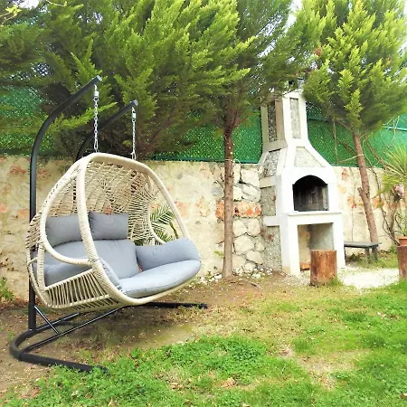 Secluded With Private Pool For Families *