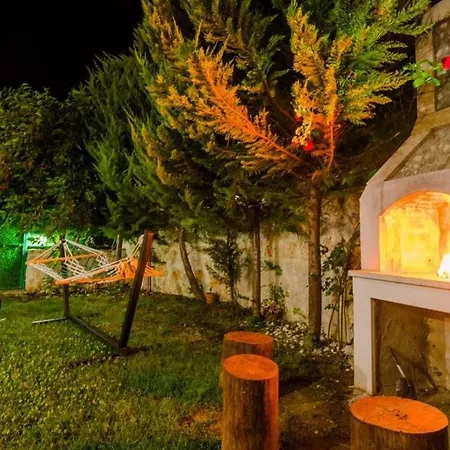 빌라 Secluded With Private Pool For Families