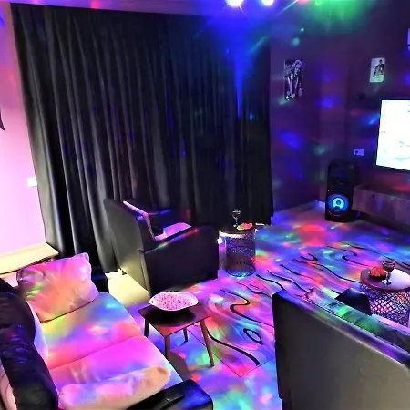 빌라 Secluded With Private Pool For Families *