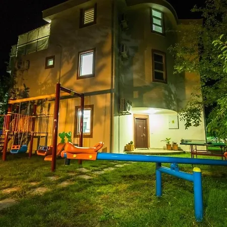 Secluded With Private Pool For Families * 카스