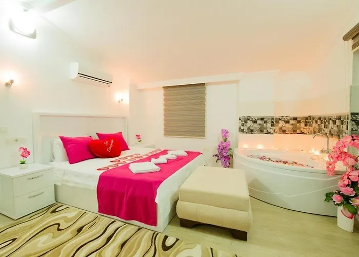 빌라 Secluded With Private Pool For Families 카스