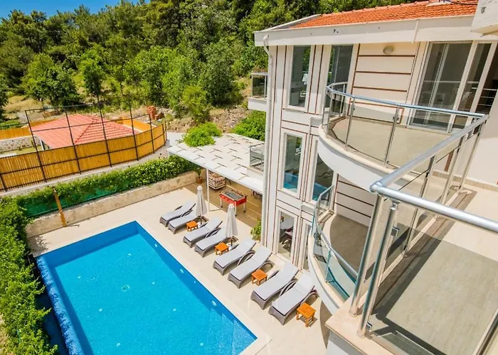 Secluded With Private Pool For Families *