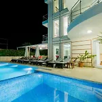 Villa Secluded With Private Pool For Families Kaş
