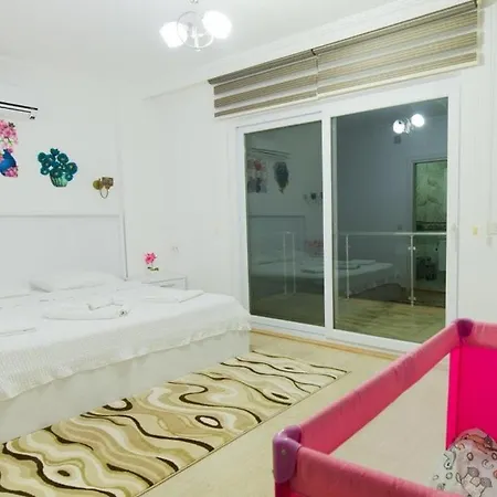 Secluded With Private Pool For Families * קס