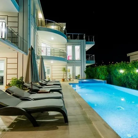 Secluded With Private Pool For Families קס