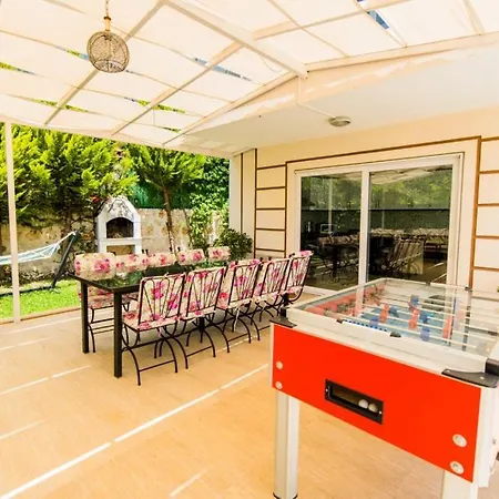 Secluded With Private Pool For Families וילה *