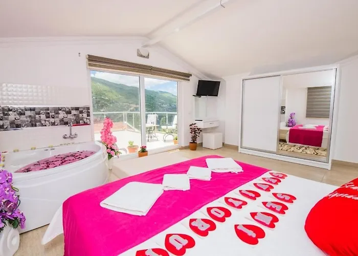 Secluded With Private Pool For Families *