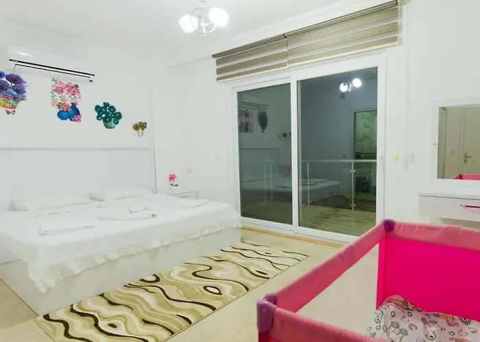 Secluded With Private Pool For Families * 卡斯