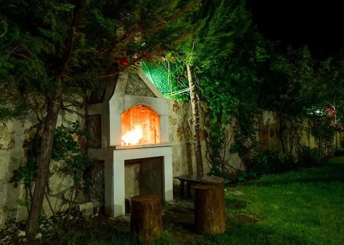 Secluded With Private Pool For Families *