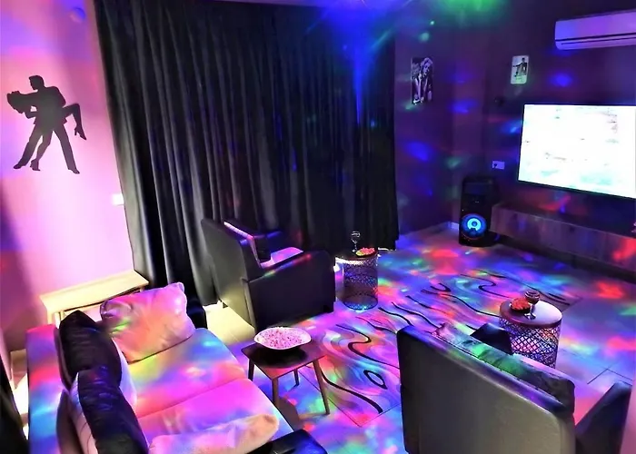 Secluded With Private Pool For Families 别墅 卡斯